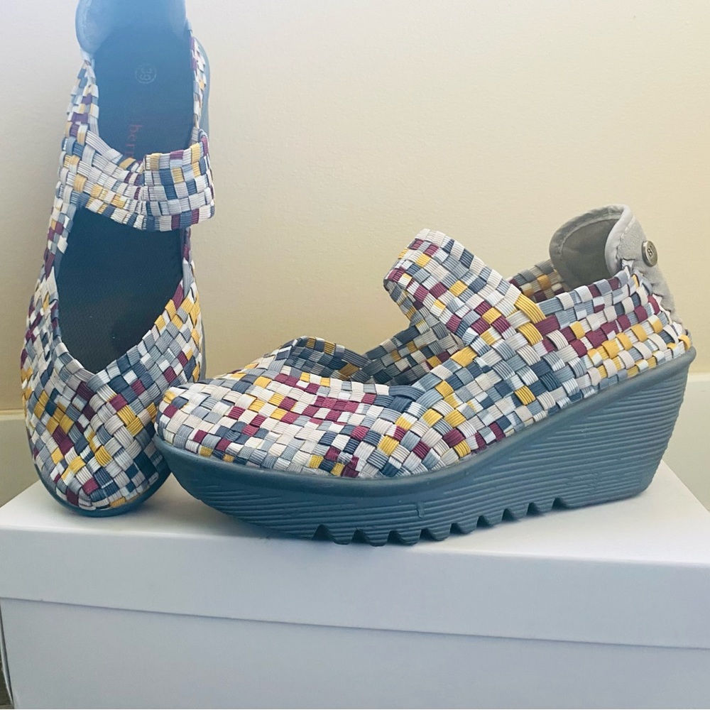 WOMEN'S BERNIE MEV LULIA CLOGS